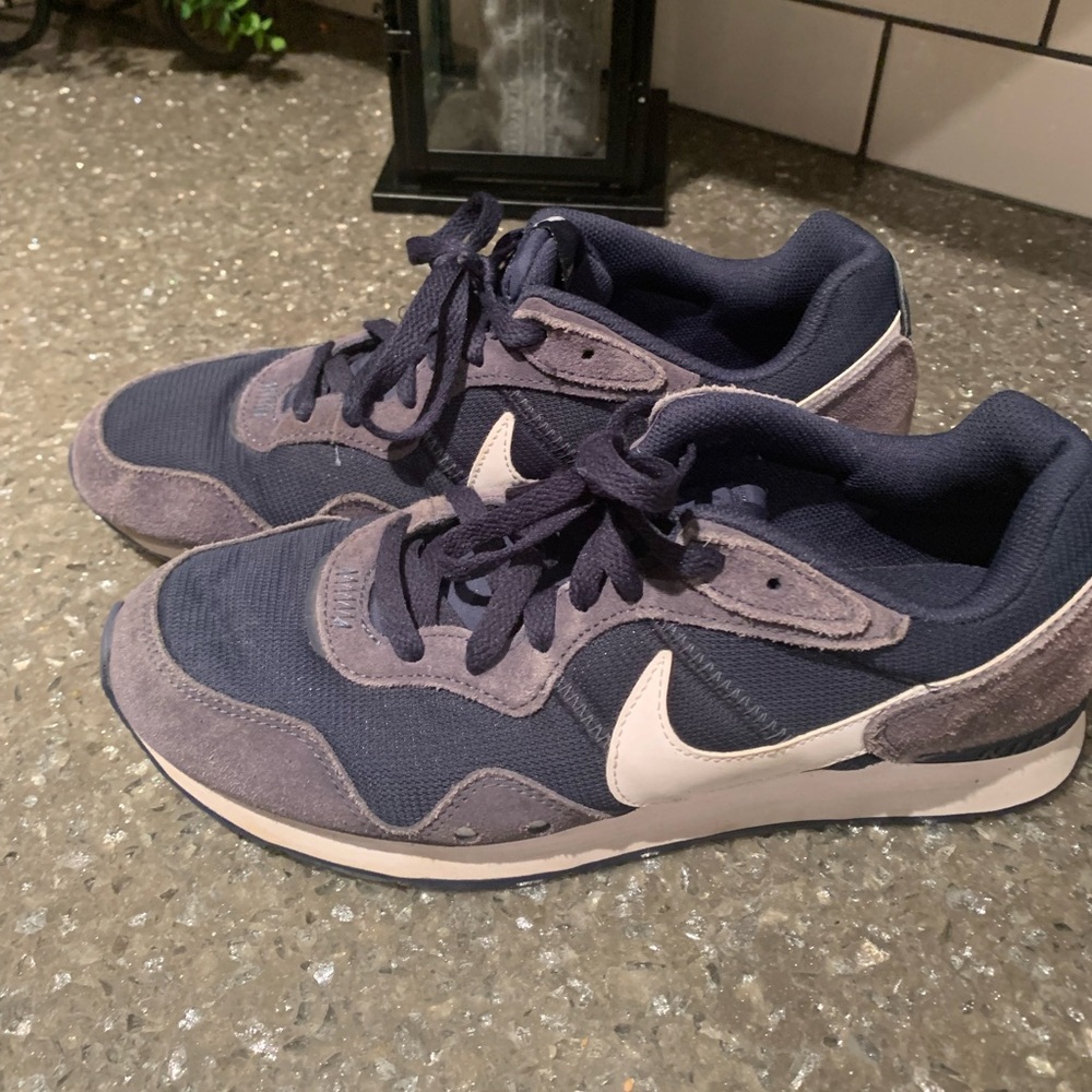 Nike - Men’s 9.5 Venture Runner - Navy Blue.  Shoes were worn very little.